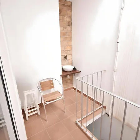 Preciosa Casa Con Terraza Cerca De La Playa Valencia